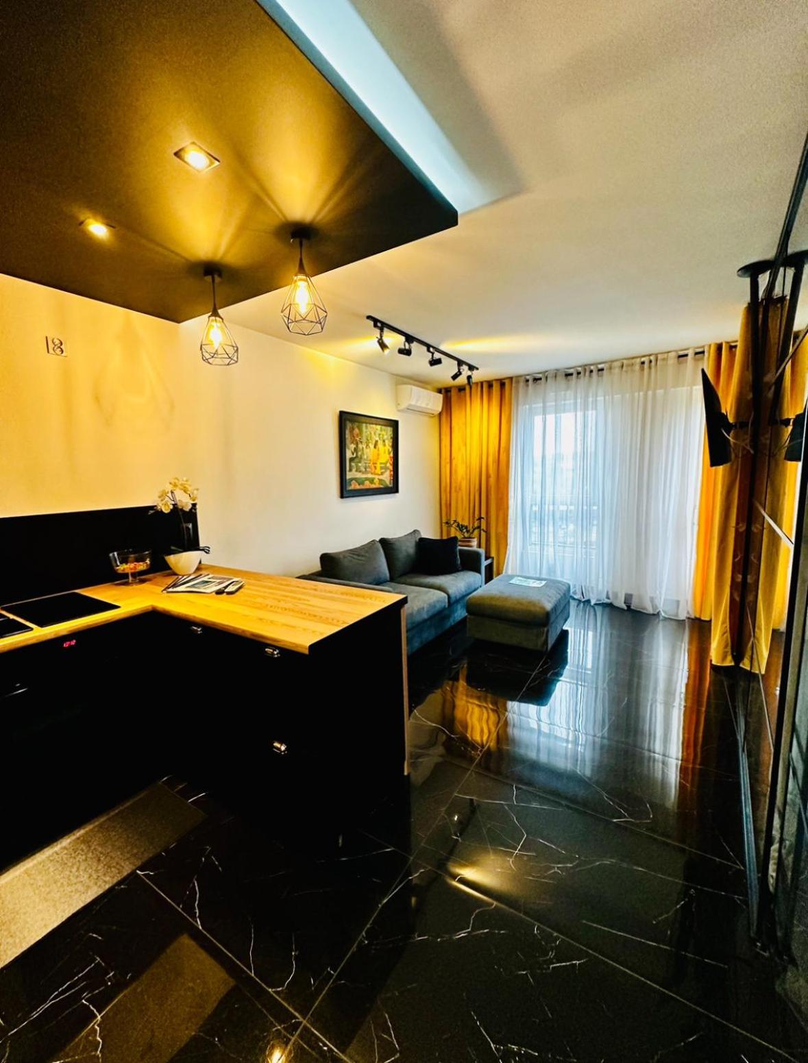 Apartamento Apartament Z Widokiem Na Kazimierz/Forum Przestrzenie Cracovia Exterior foto